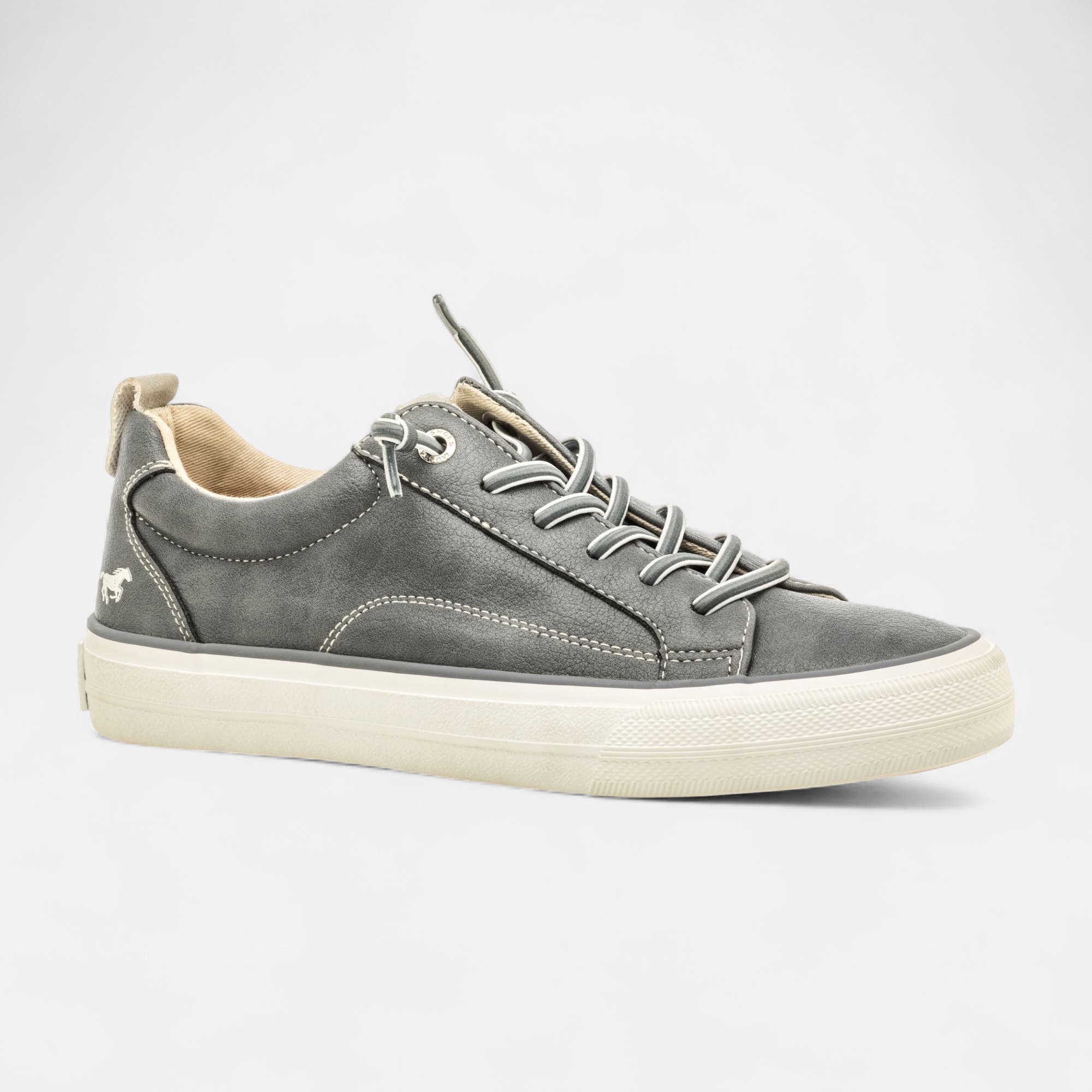 Baskets basses Femme jeans