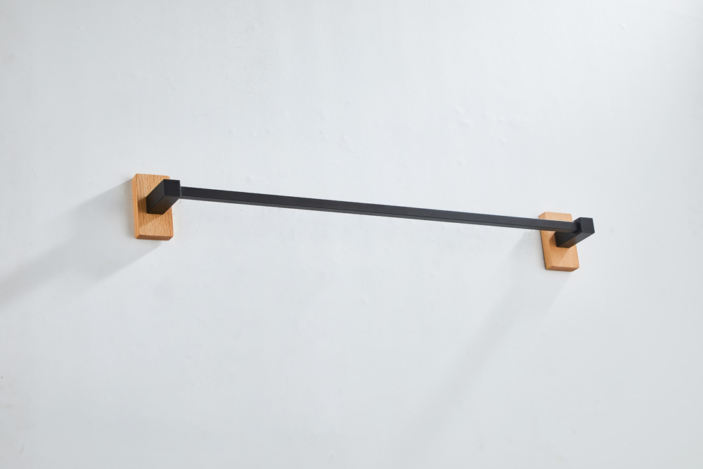 Saniclear Lumber handdoekhouder 60cm mat zwart walnoothout
