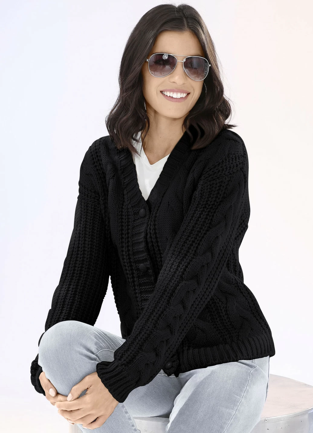 Strickjacke in Grobstrick