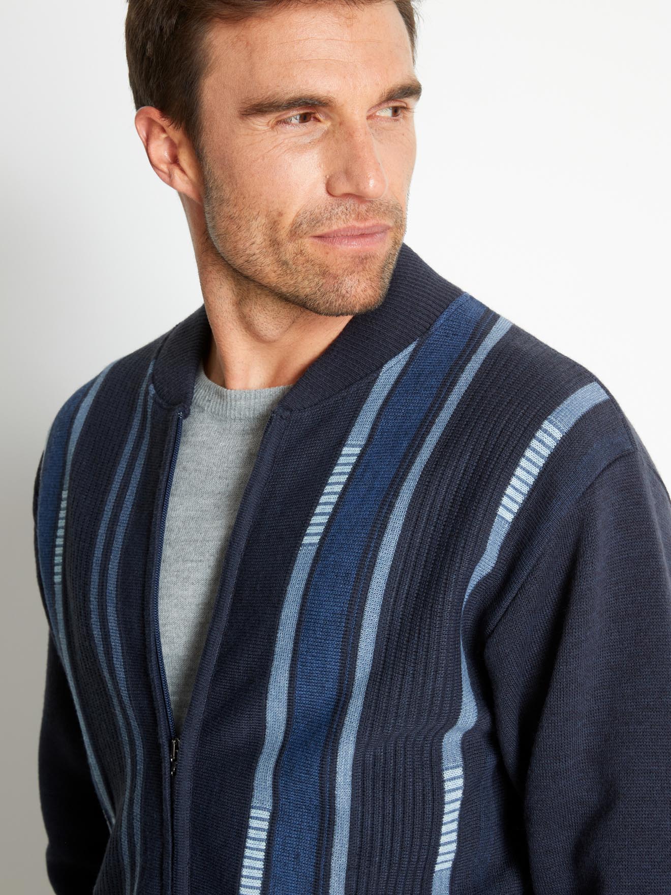 Gilet classique zippé 30% laine