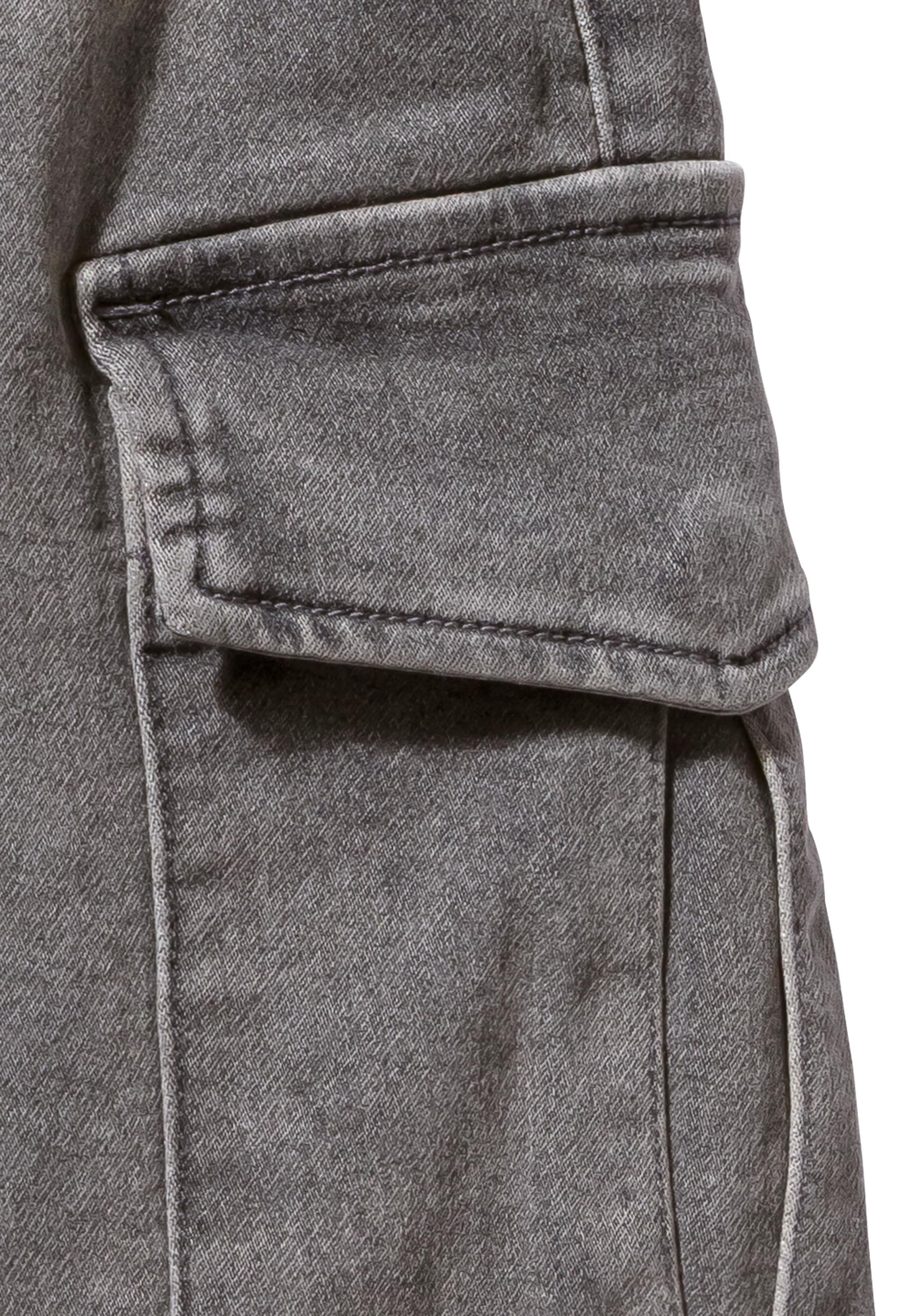 John Devin Shorts »Bermuda, kurze Jogger Pants«  mit Cargotaschen, knielang, elastische Schlupf-Bermuda