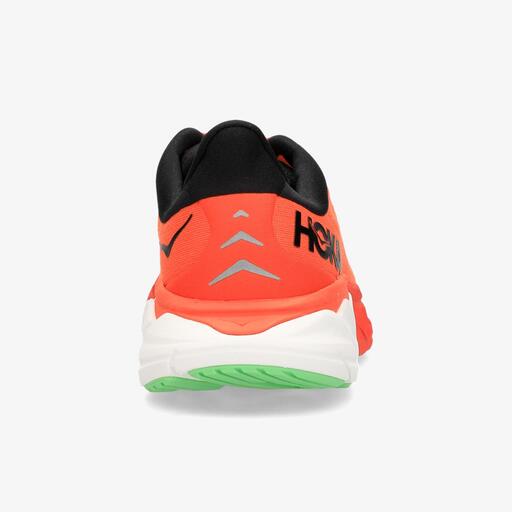 Hoka Arahi 6