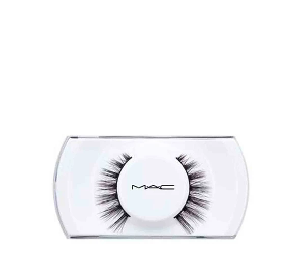 M•A•C Lashes Seductress