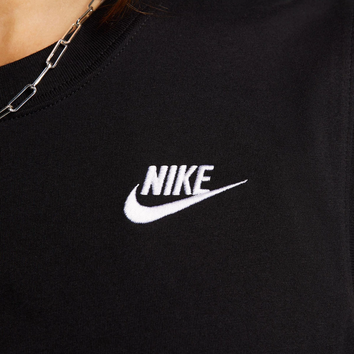T-Shirt Nike Club Mulher