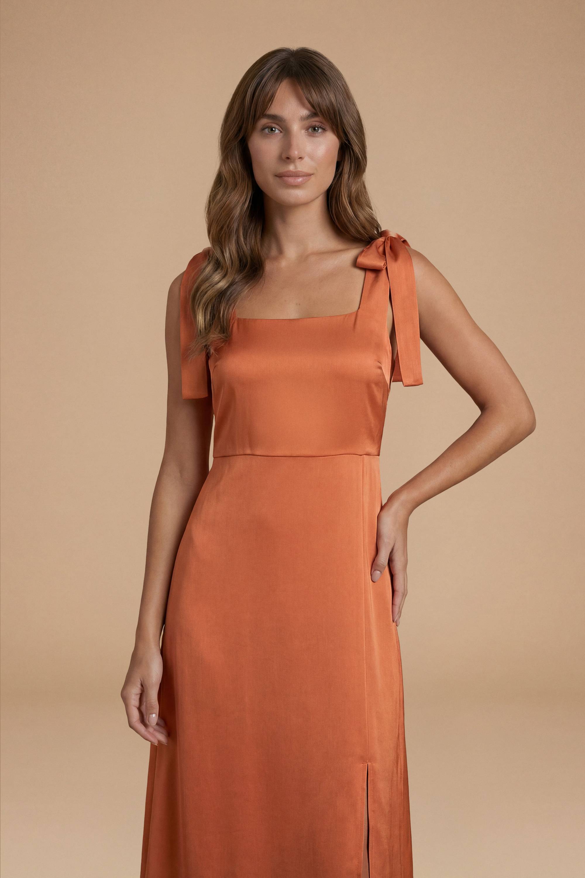 Oasis Robe De Demoiselle D'honneur Midi Satinée Rouille À Épaules Nouées