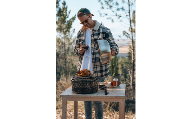Cobb Holzkohlegrill Pro Black inkl. gelochter Grillplatte