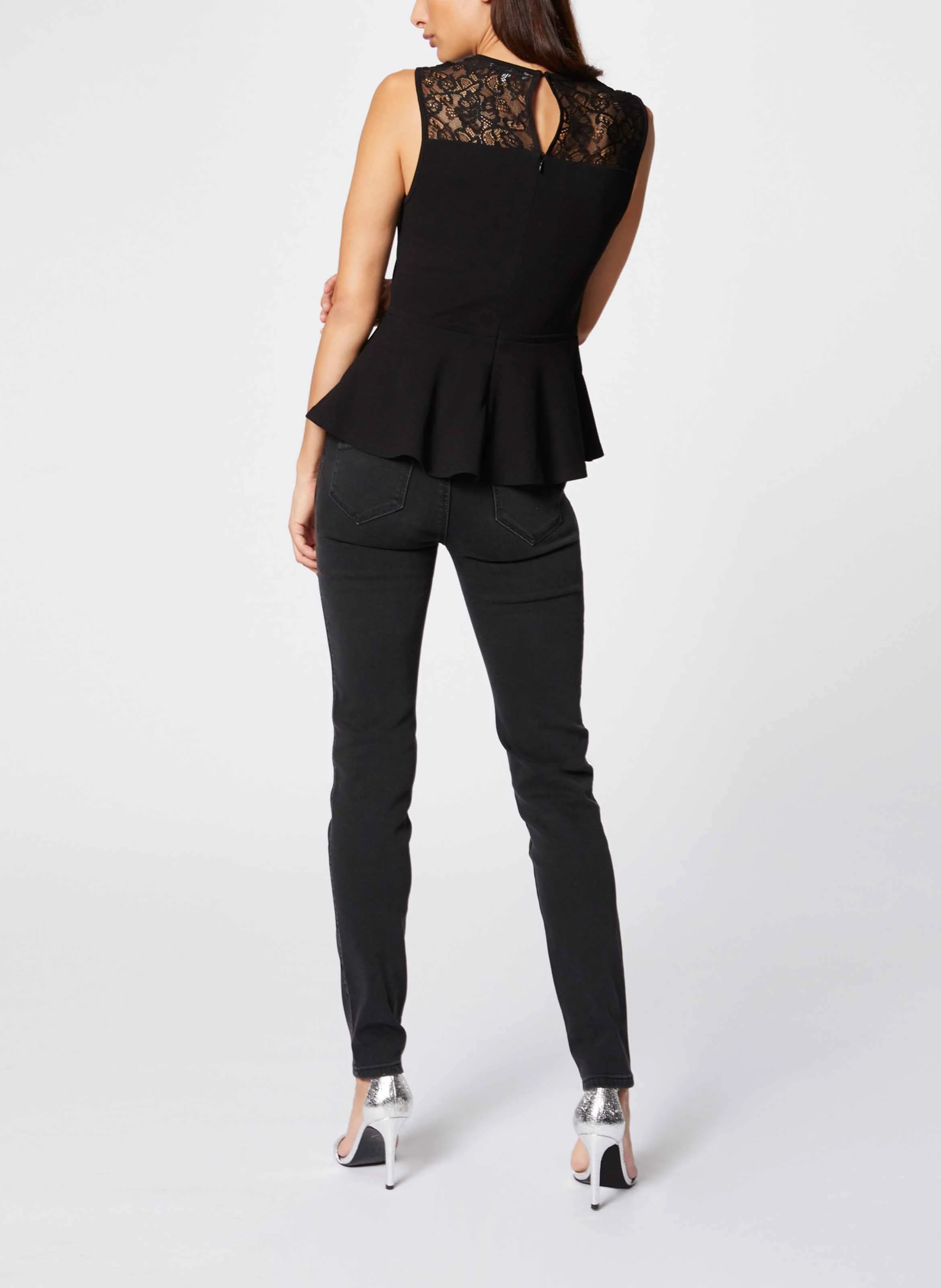 DMUST.N - Top col rond sans manches à dentelle | Noir