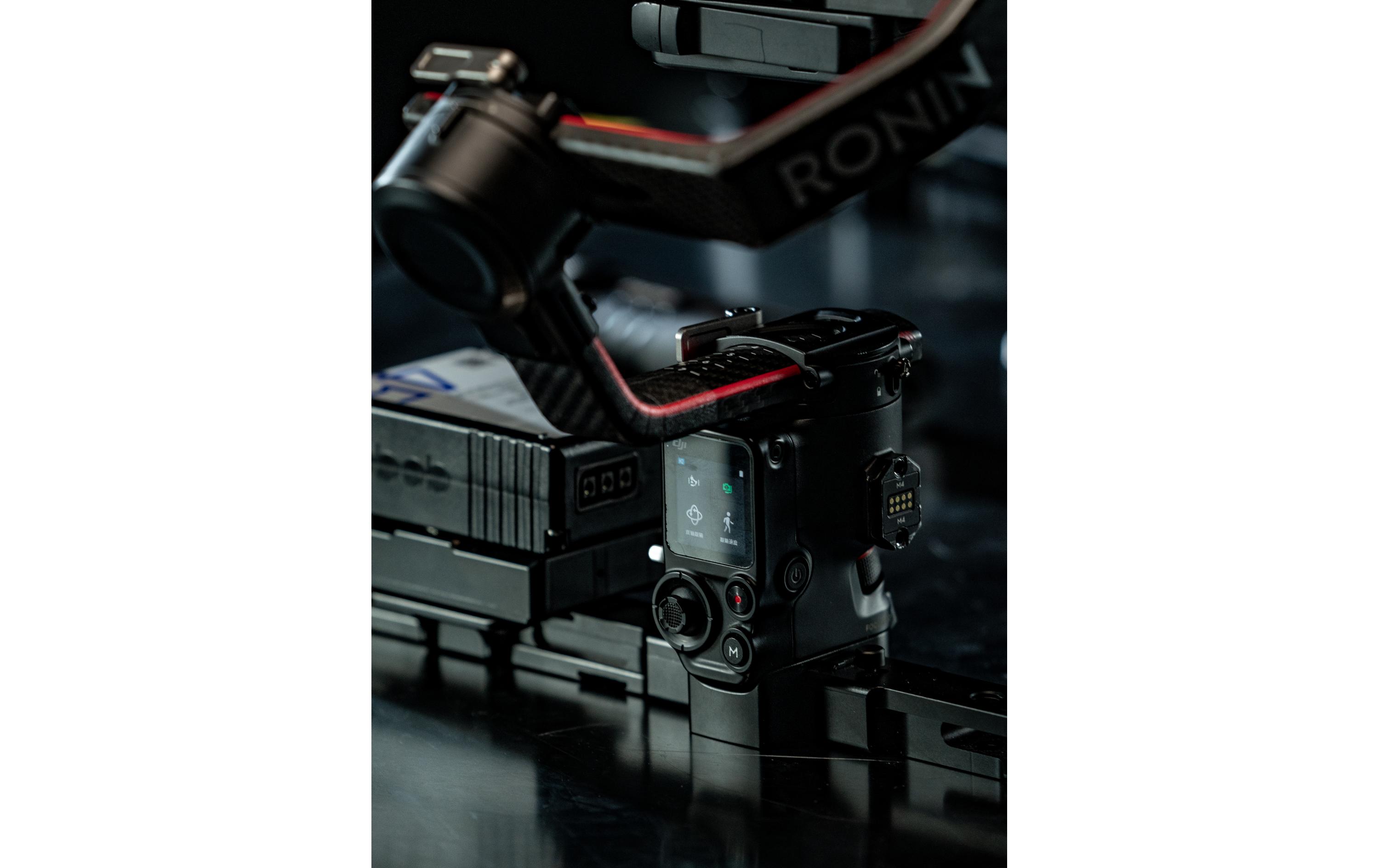 TGA-DHB Halterung<br>Dual Handle Stromversorgungshalterung für DJI Ronin