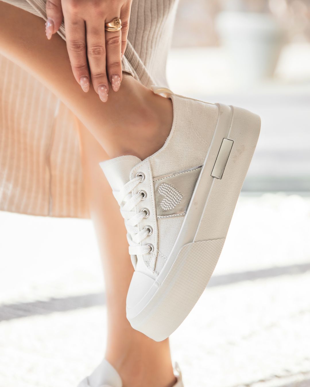 Basket femme blanche en toile à lacets - Donna