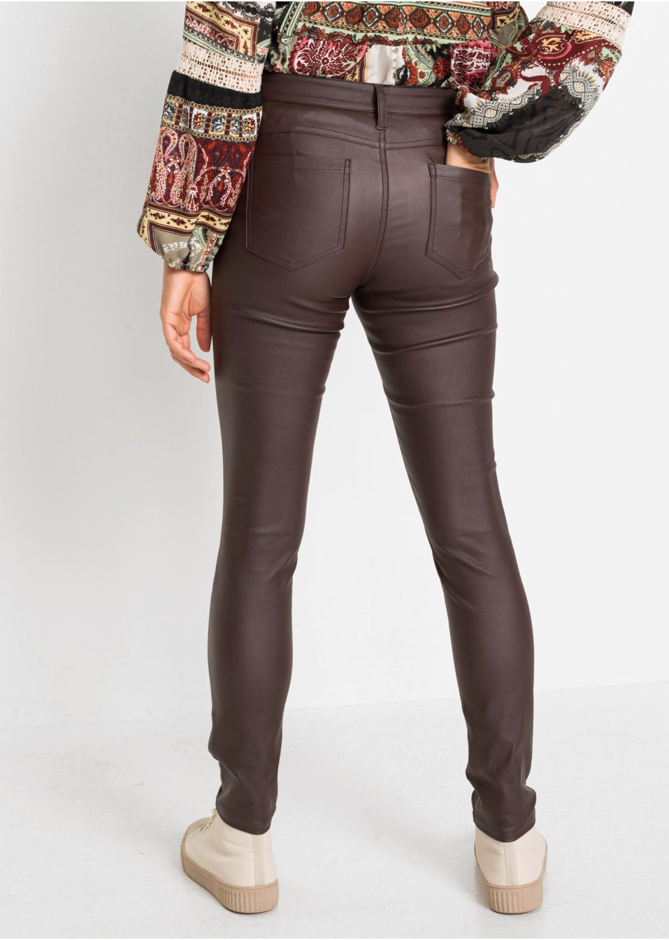 Pantalon extensible push-up enduit