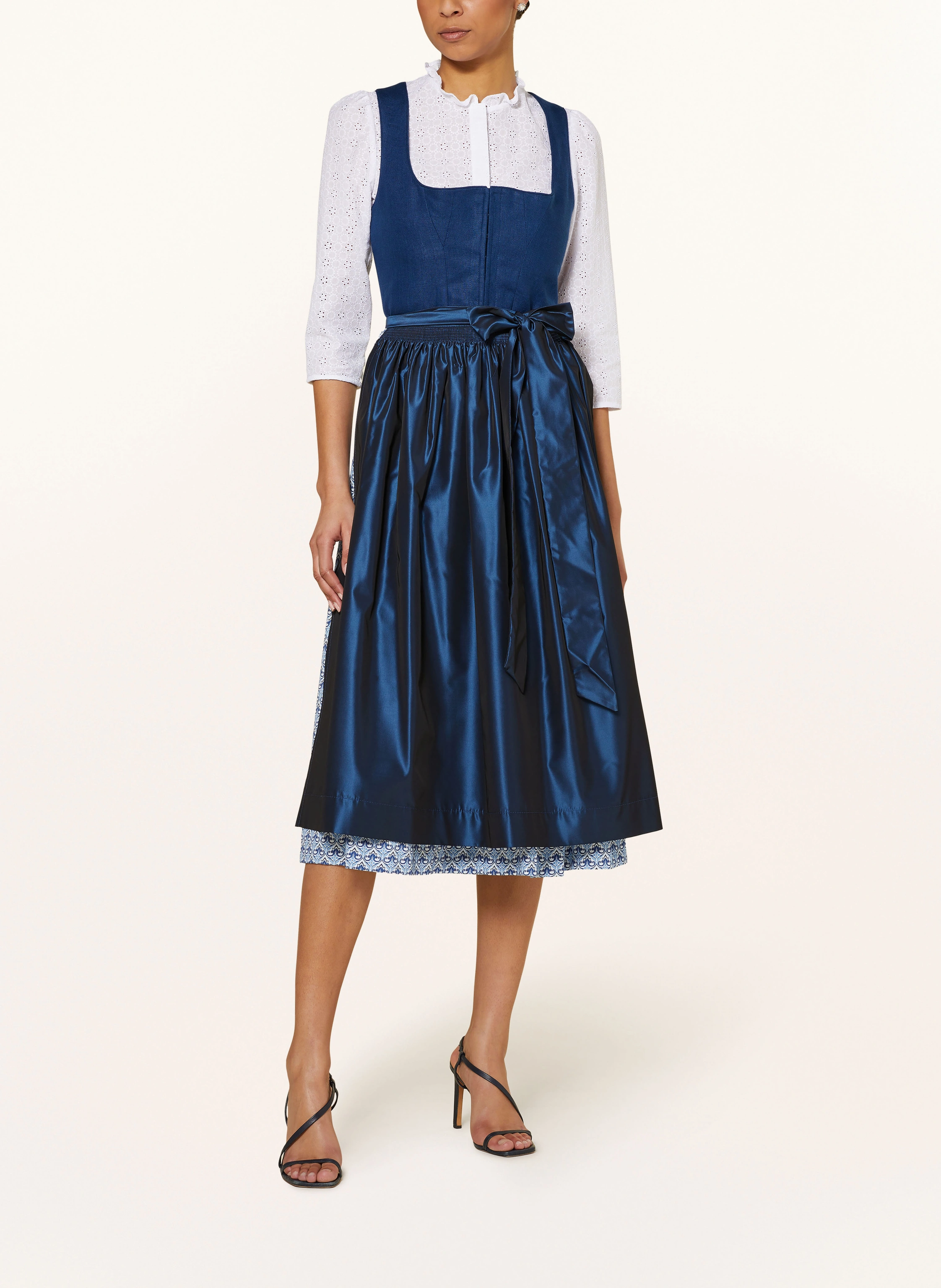 Johann & Johanna Dirndl WIESSEE mit Leinen