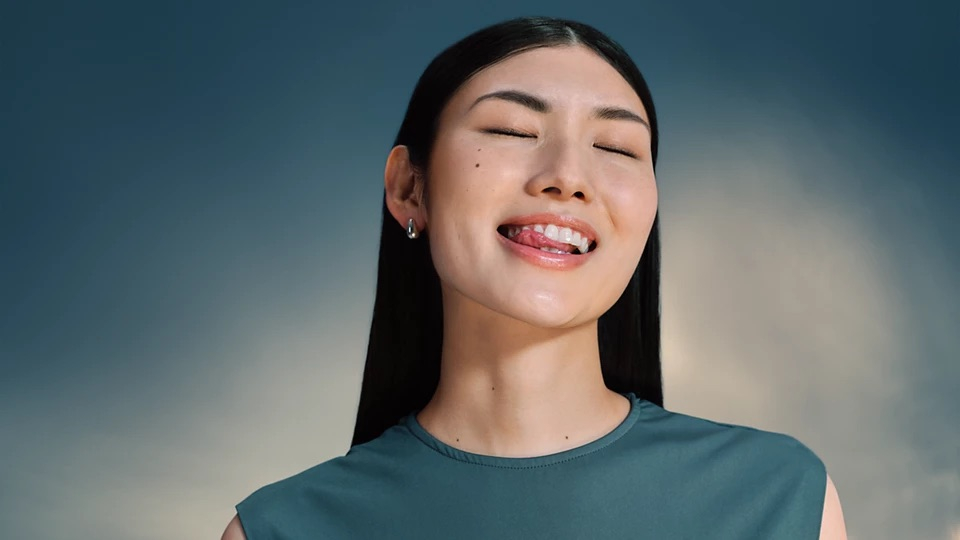 Sonicare 5300 Elektrische Zahnbürste Schallzahnbürste mit Induktiver Ladestation   Aufbewahrungsbox (HX7101/02) - Schwarz