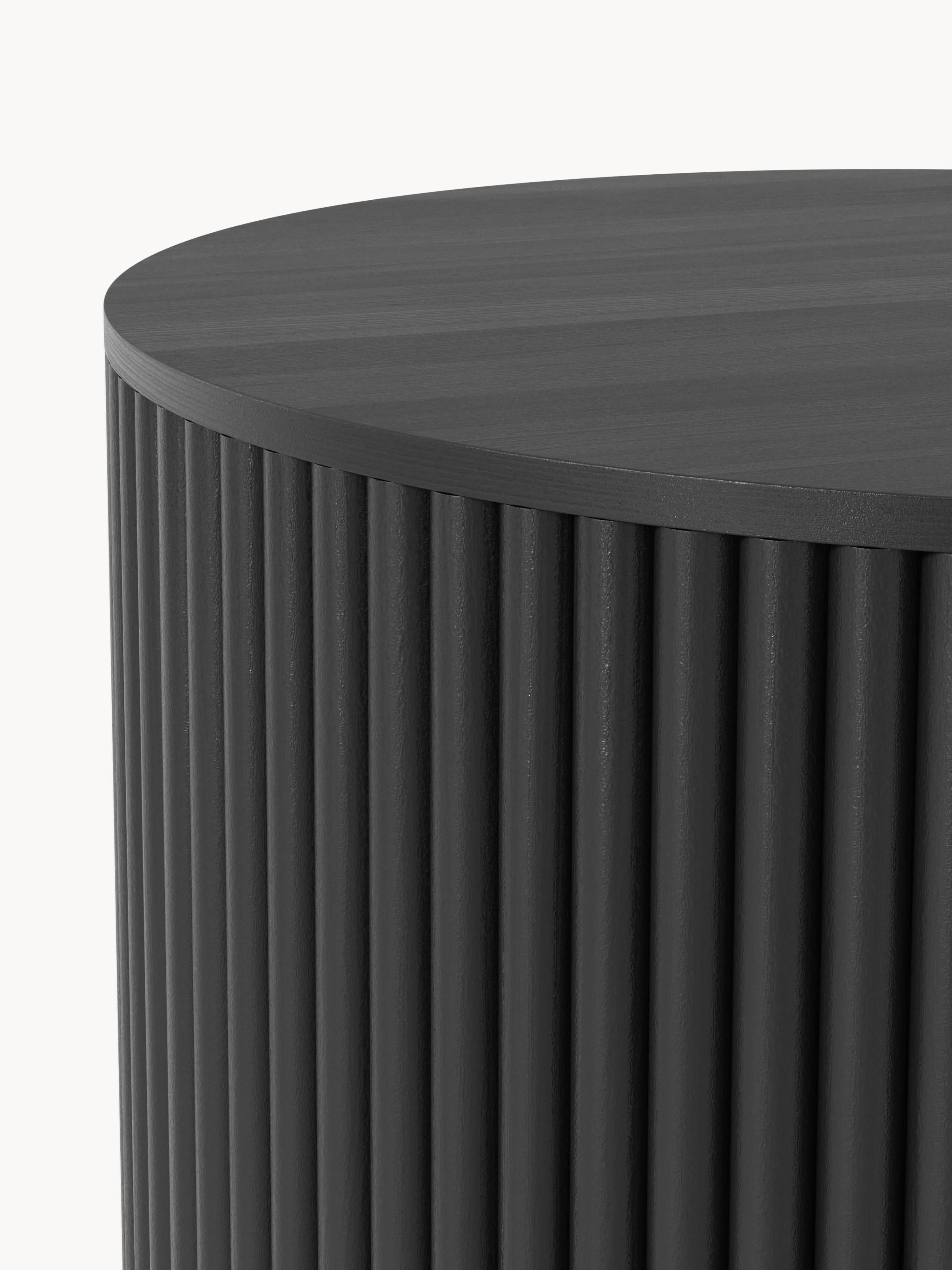 Ronde houten bijzettafel Nele met opbergruimte
