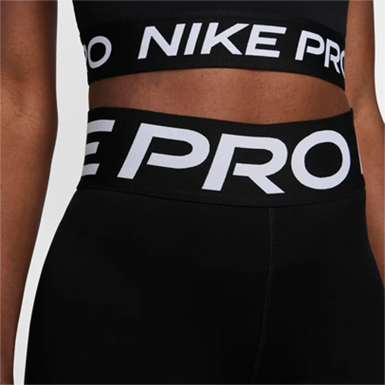 Nike  Pro Sculpt