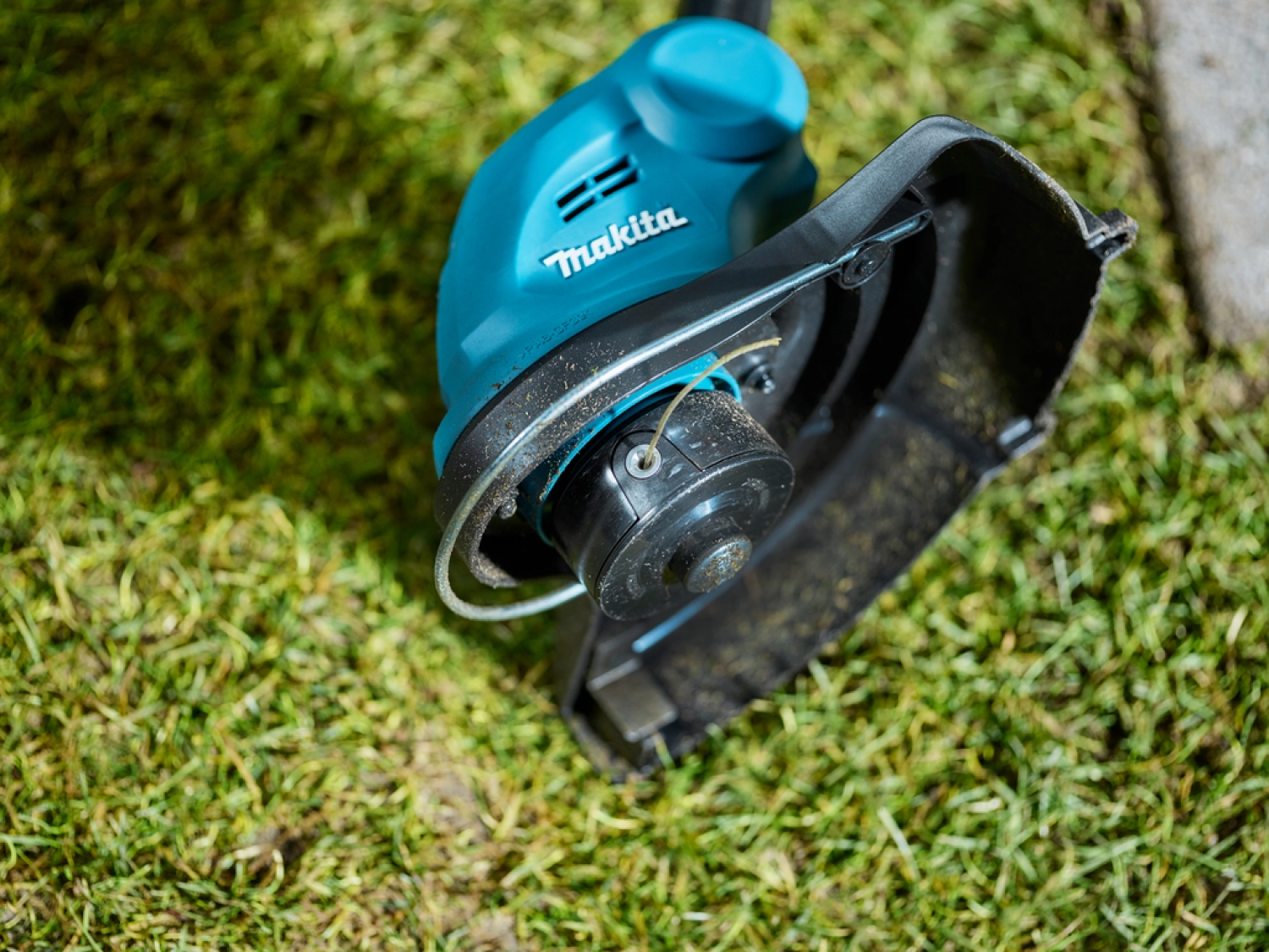 Makita DUR181PT4J 18V Li-Ion accu grastrimmer set (4x 5,0Ah) incl. Mbox - 260mm