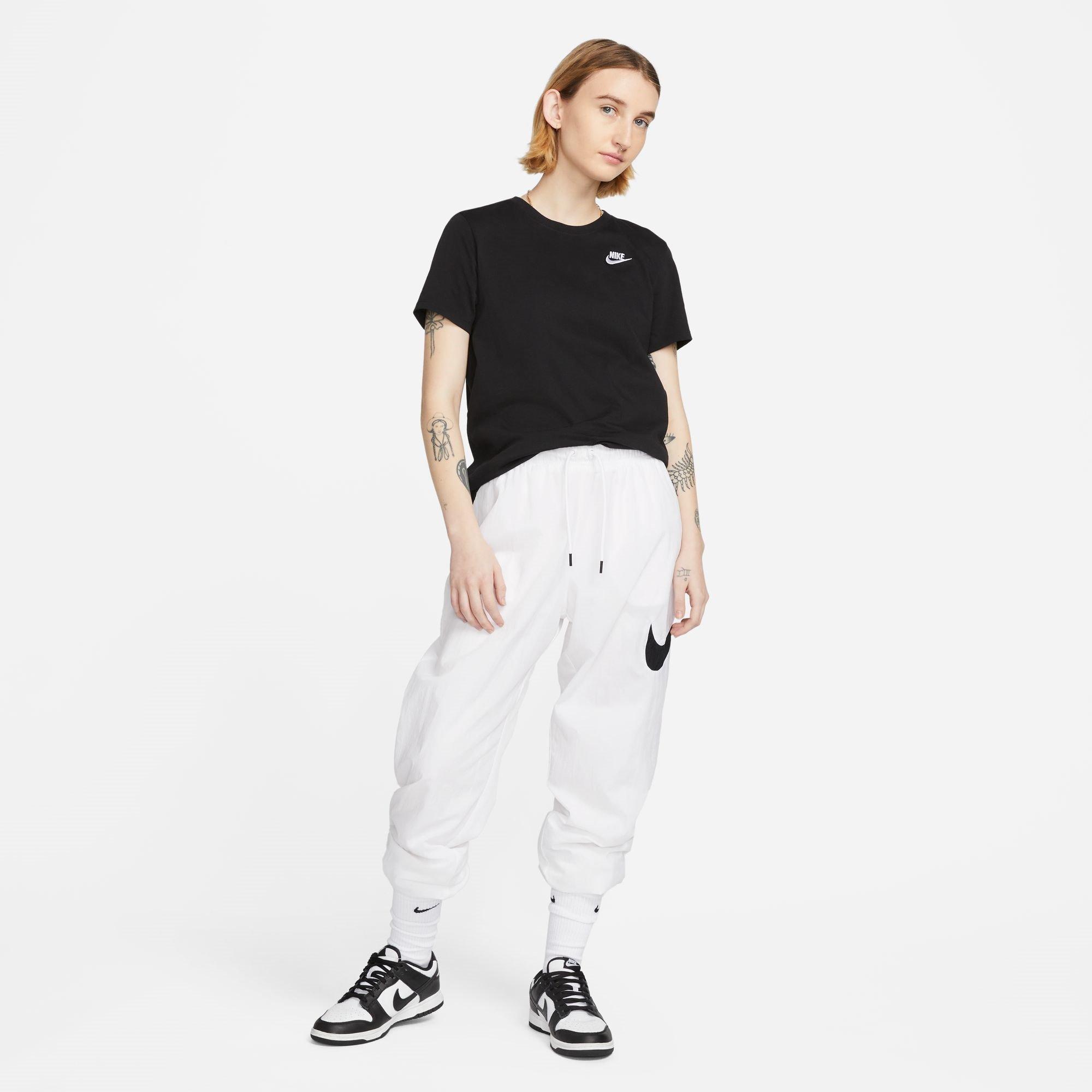 Nike Sportswear Womens Club T Shirt