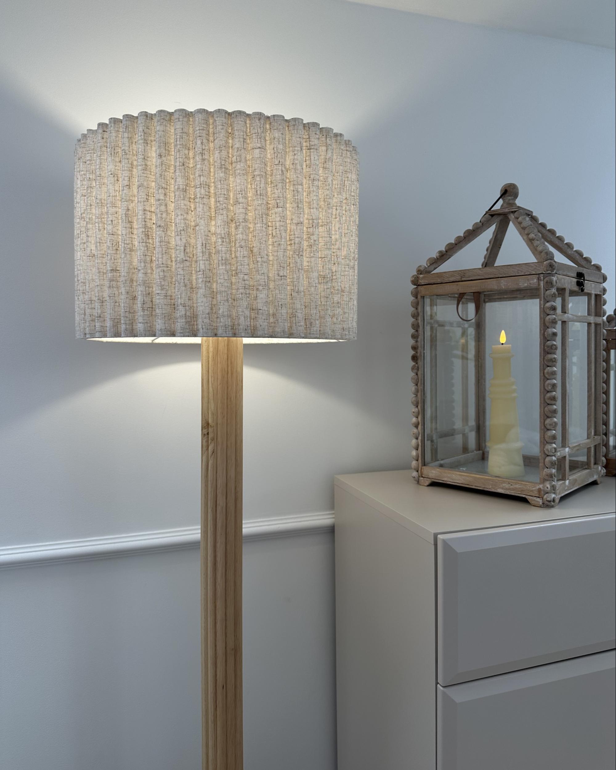 Staande lamp BELESSA Linnen Lichtbeige