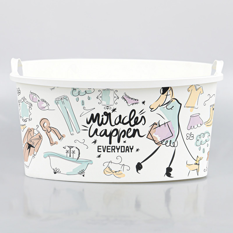 Corbeille à linge avec motifs