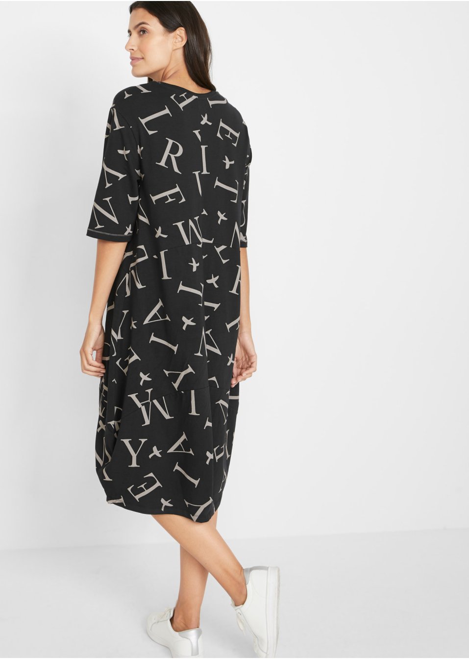 Robe coton ample avec poches, mi-manches