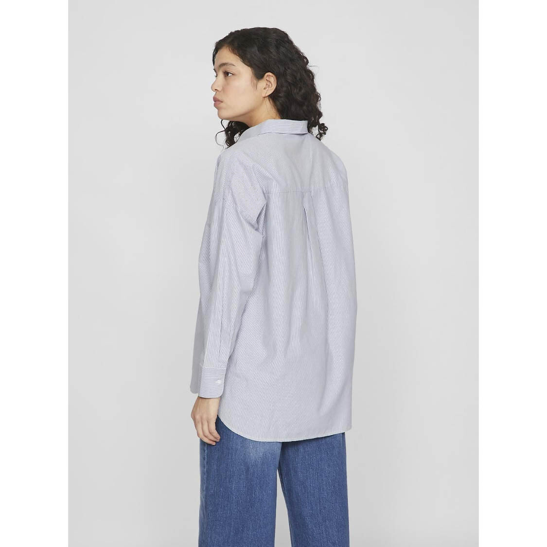 VILA<br>Camisa com listras estreitas