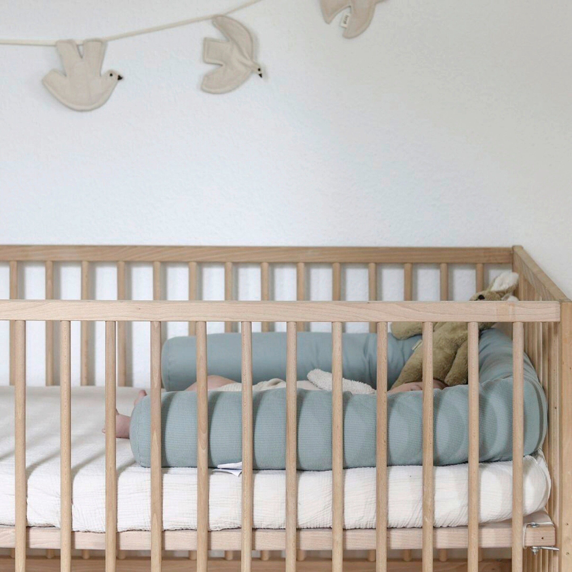 emma & noah Nestchenschlange Piqué 180 cm Essential Mint