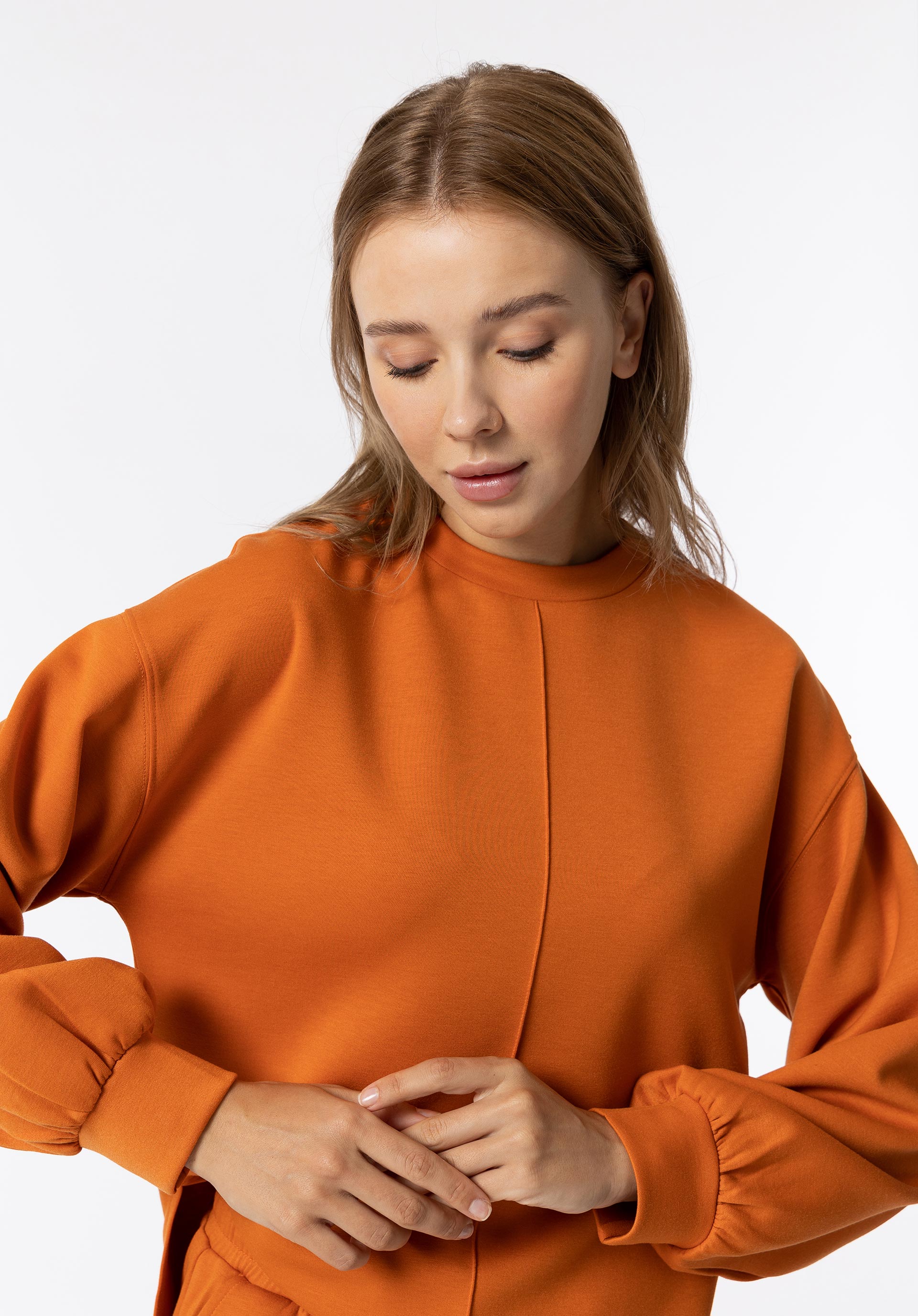 Sweatshirt com Pormenor de Costura
