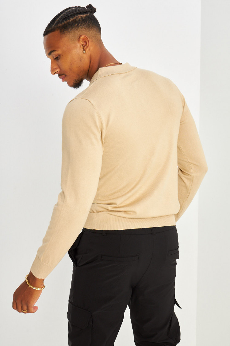 Pull léger beige foncé à boutons