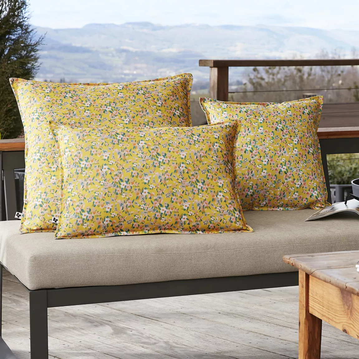 Housse de coussin extérieur carrée (45 x 45 cm) Manon Jaune