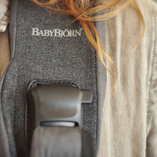 Porte-bébé One   Gris denim / foncé cotton mix        de               BabyBjörn