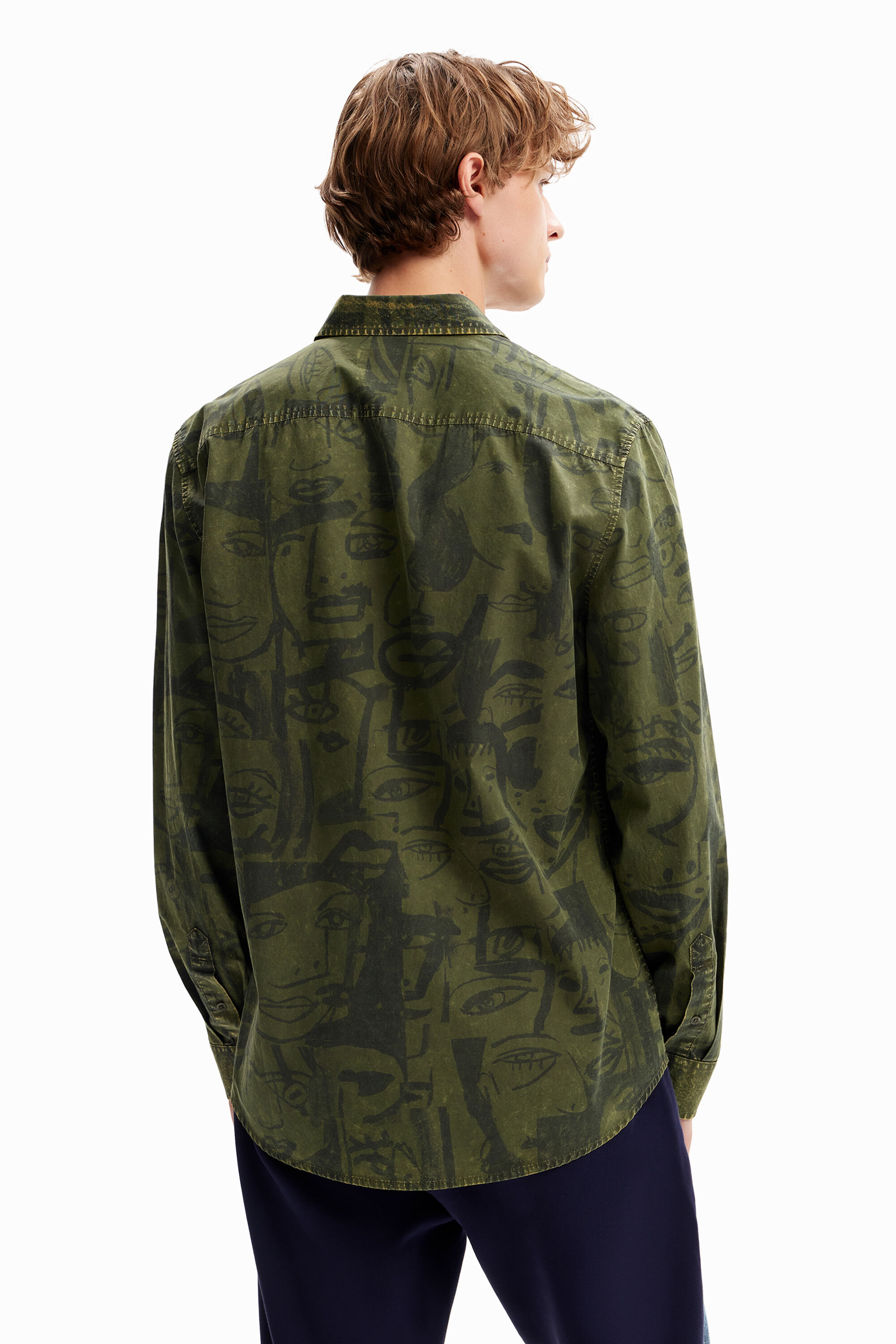 Chemise visages acid wash