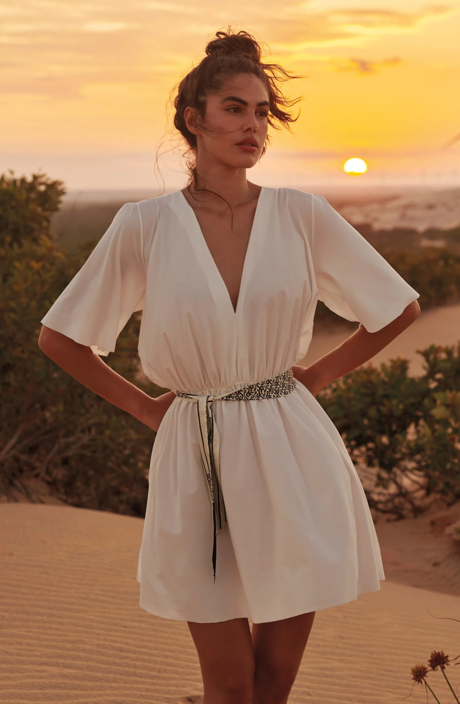 docci Robe évasée écume à manches amples Écume
