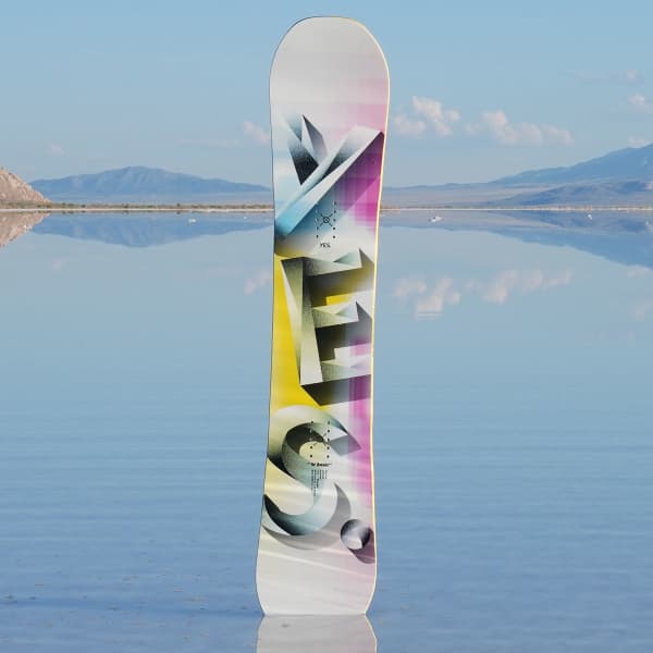 Planche de snowboard YES W BASIC