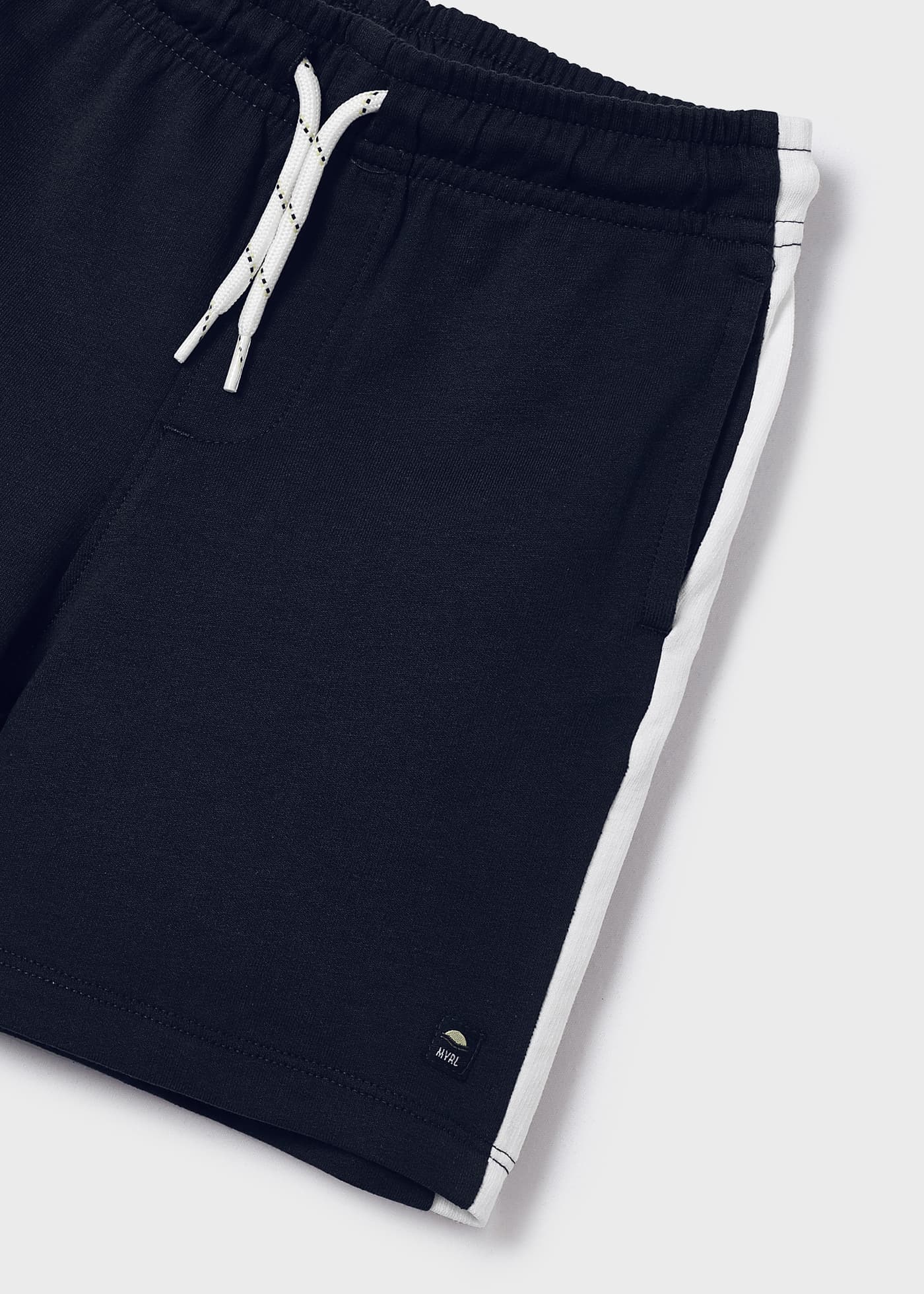 Conjunto de duas peças com estampa para menino