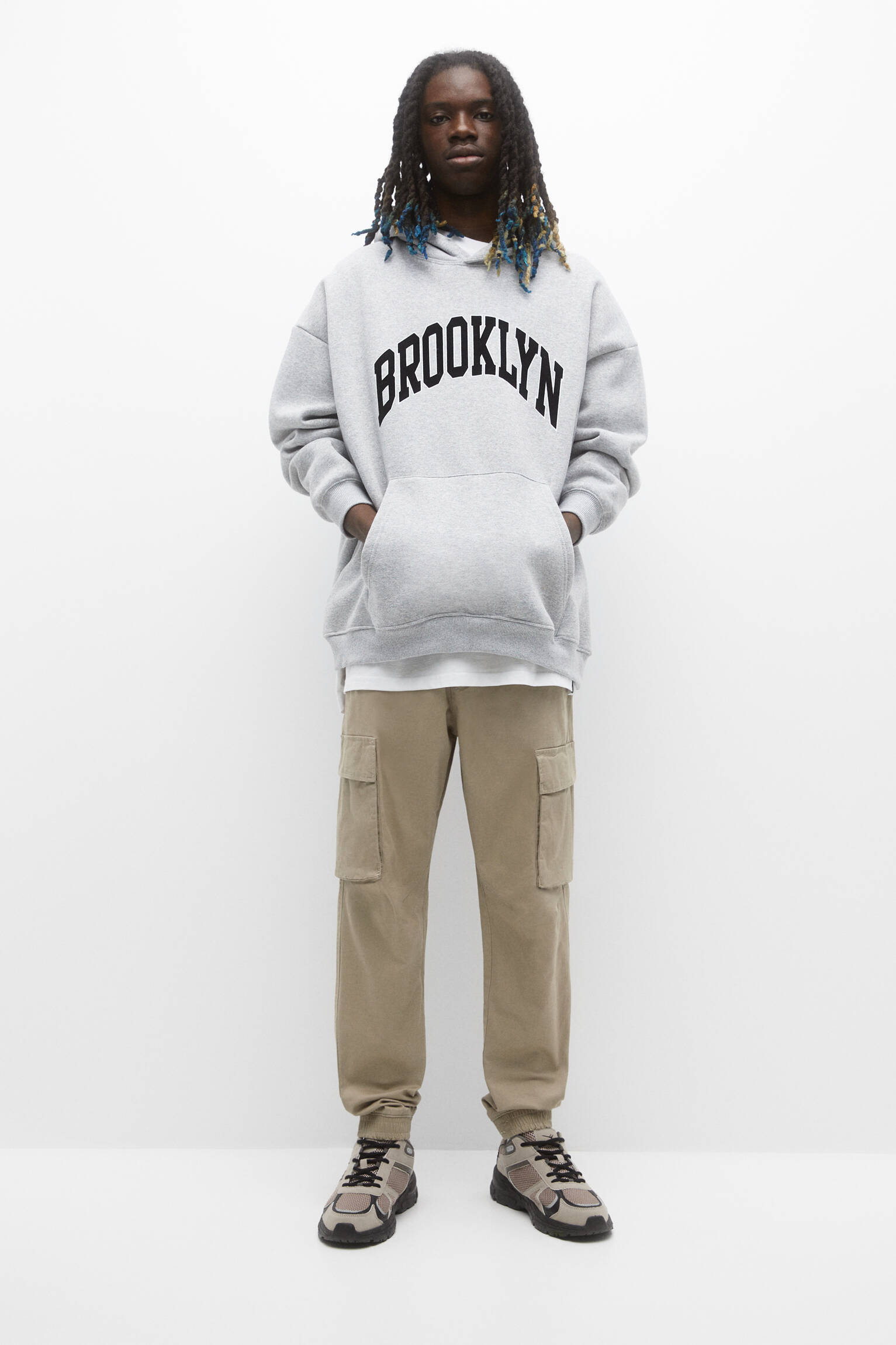 Calça jogger cargo básica - bege