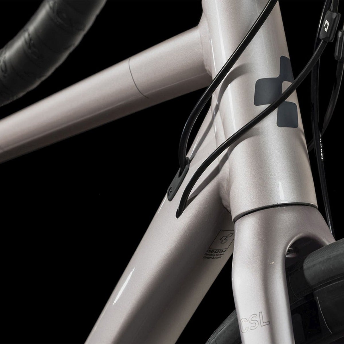 Cube  Axial WS 2023