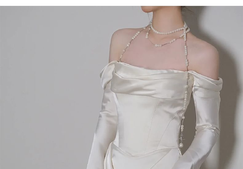 Fioridi - Off Shoulder Effen Geplooide Satijnen A-lijn Trouwjurk