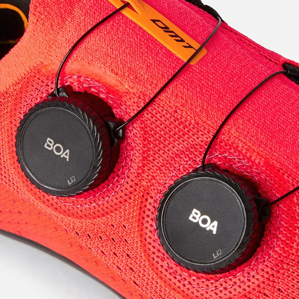 DMT KR0 Wielrenschoenen Rood/Zwart Heren