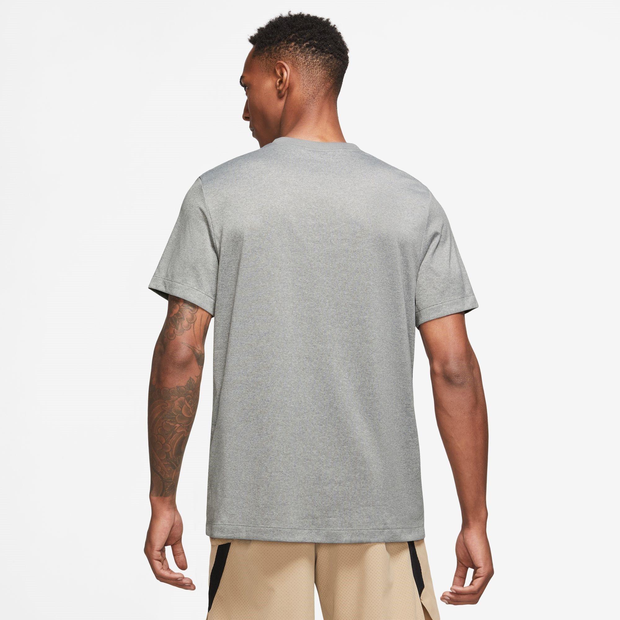 Nike Dri FIT Legend Mens Fitness T Shirt