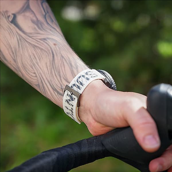 SFS194_Accessoires montres SUUNTO 22 ATH5 SILICONE STRAP
