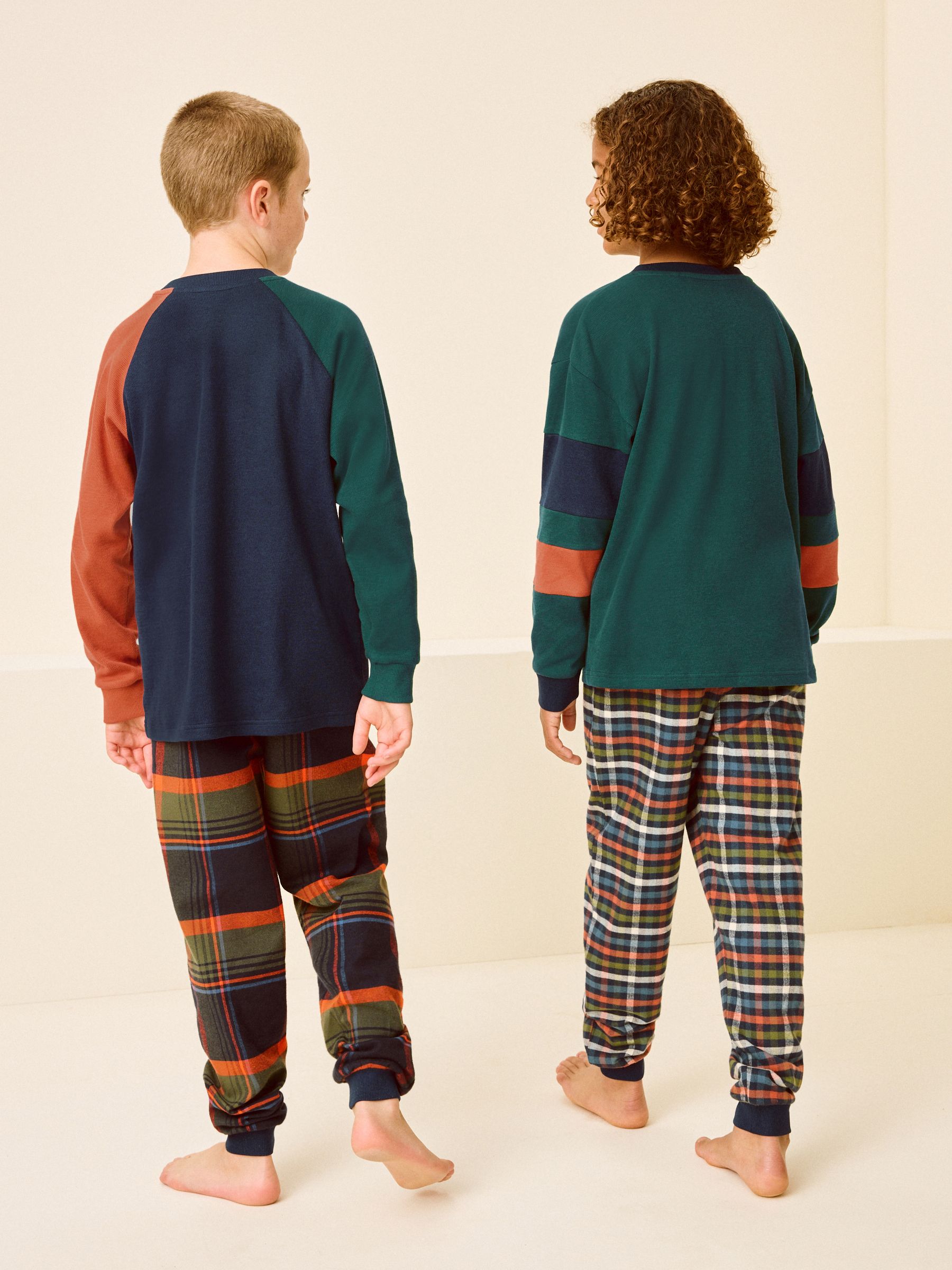 Groen/oranje - Set van 2 geweven geruite pyjama's met lange mouwen (3-16jr)