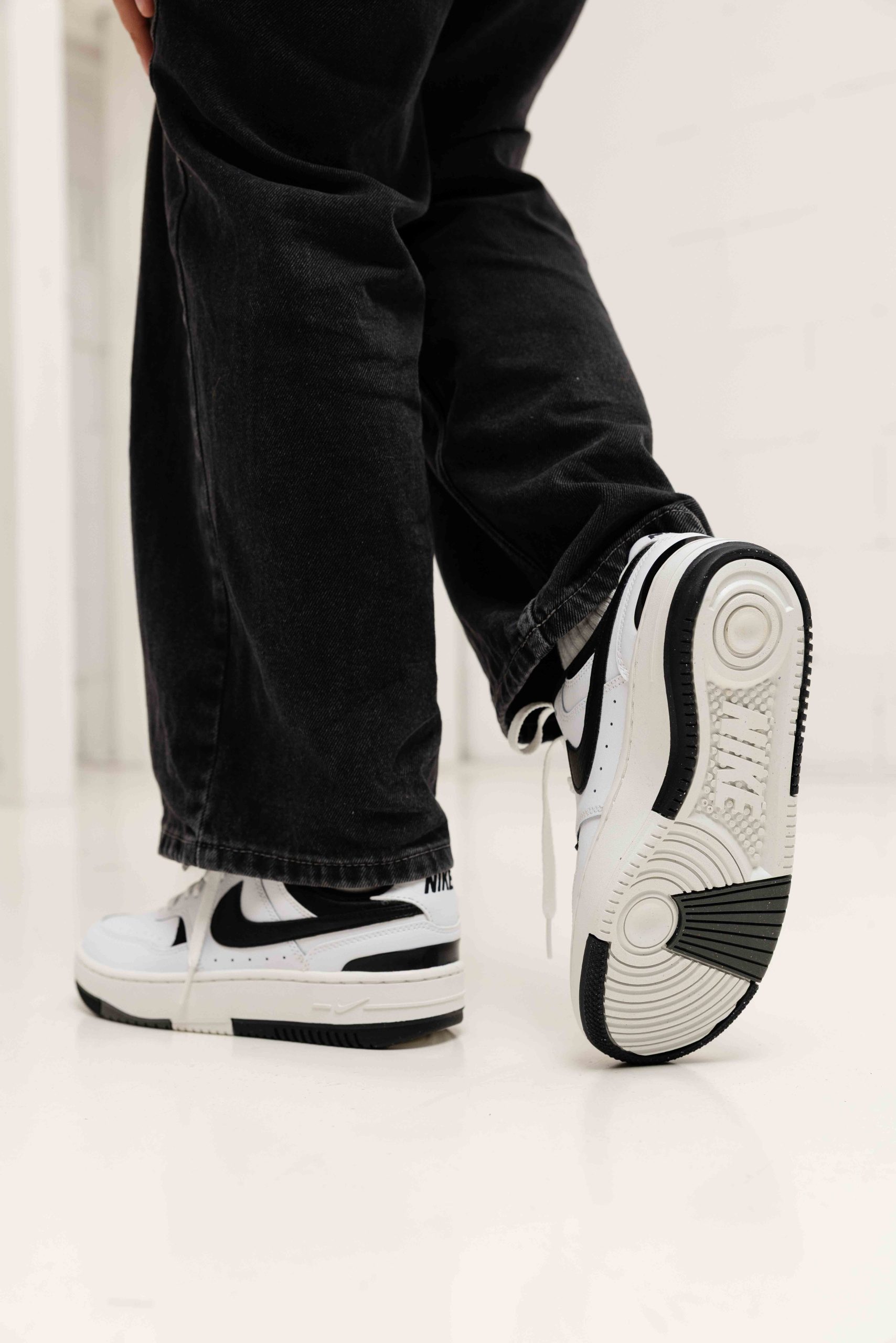 Nike Gamma Force Sneakers Dames Wit/Zwart