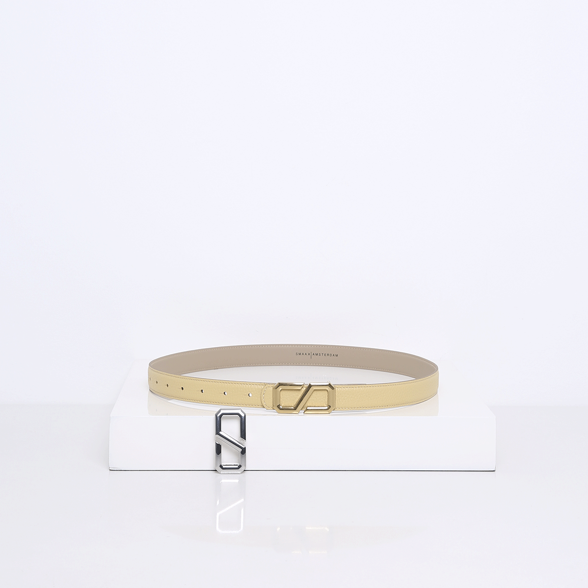 BUCK S-M | BUTTER