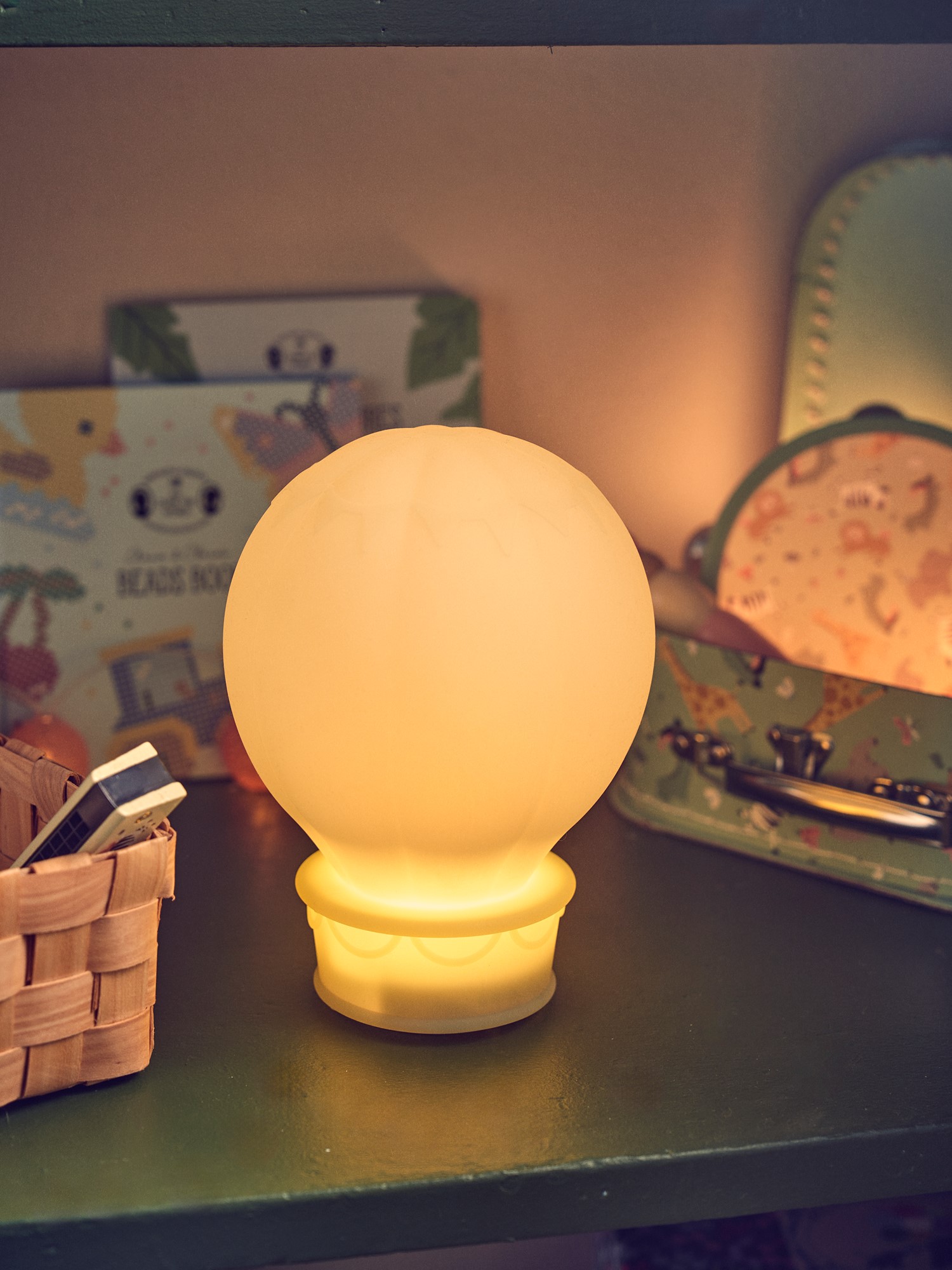 LED-lampe | Silikone. 14 x 14 x 19 cm. | Dusty Green