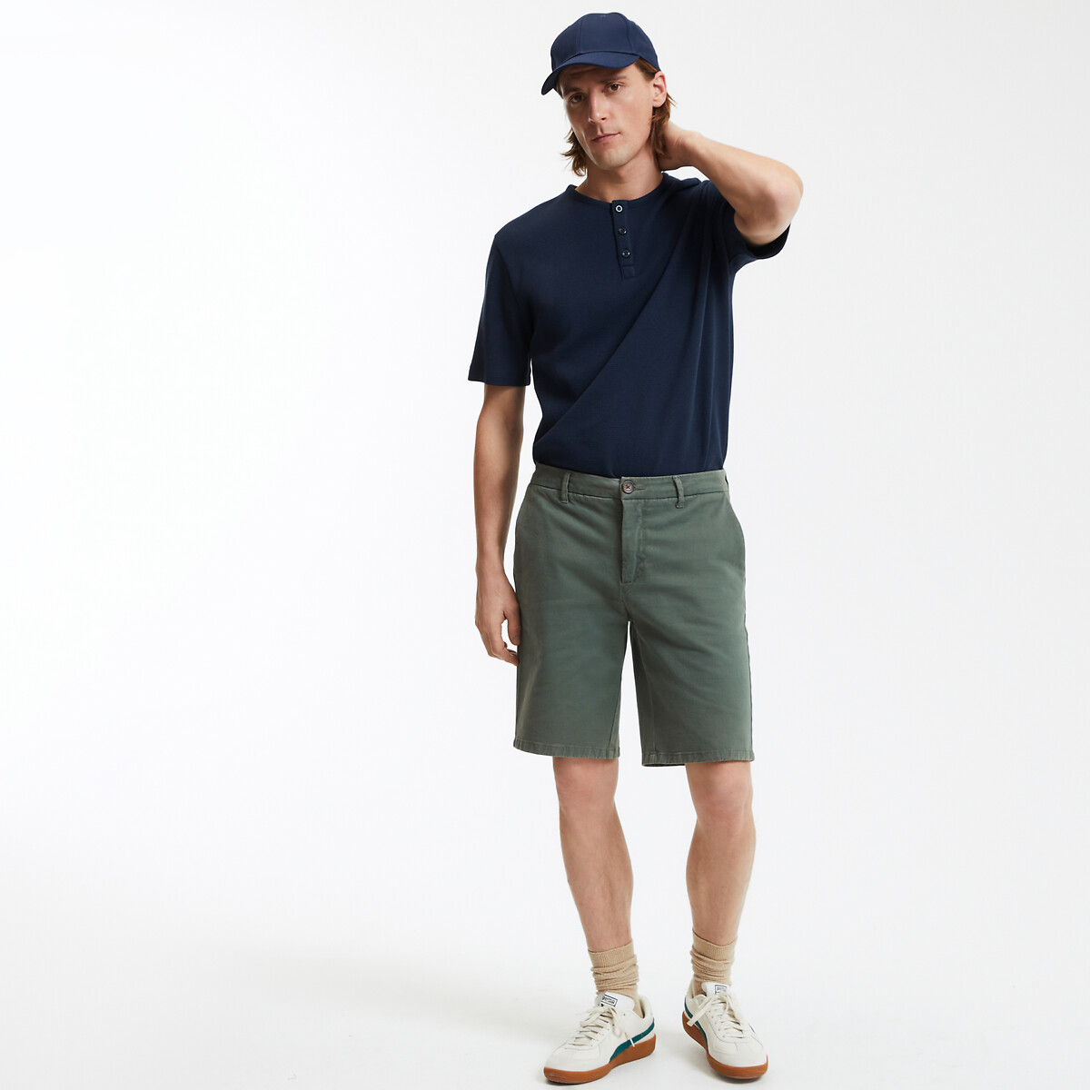 COLEÇÕES LA REDOUTE<br>Bermuda chino, Assinatura JONAS