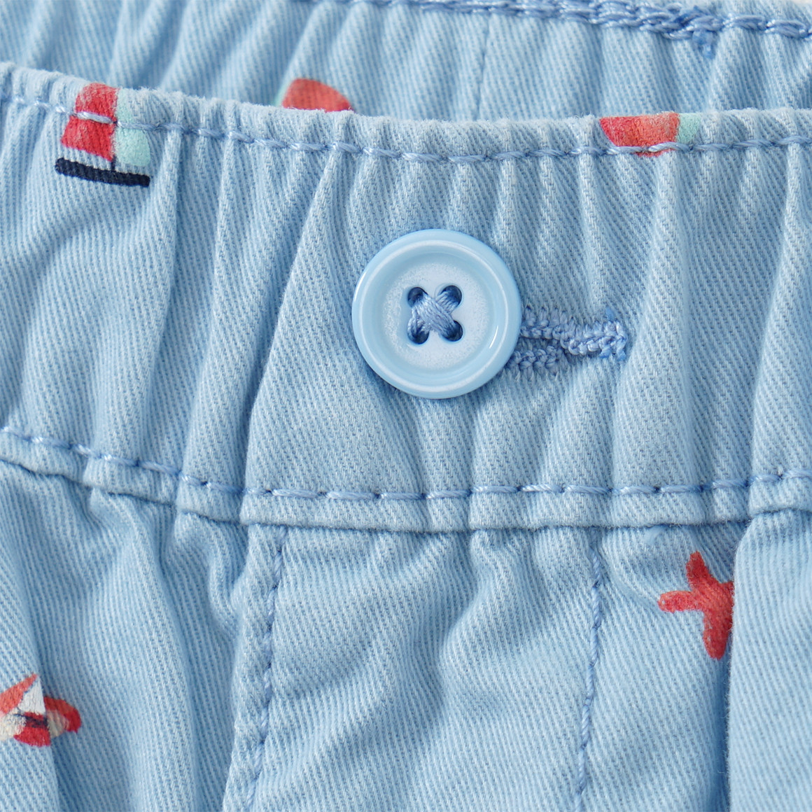 Topomini Baby Bermuda-Shorts mit Strand-Motiven hellblau