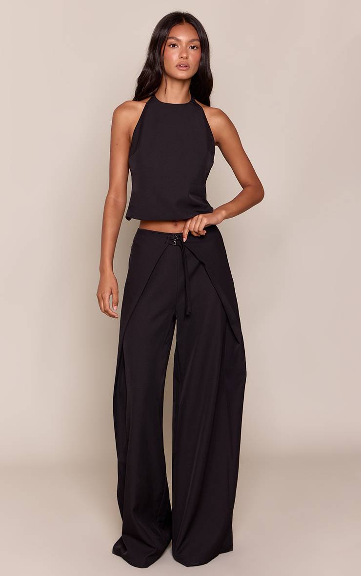 Noir Pantalon Tailleur Coordonné À Détail Boucle Et Superposition