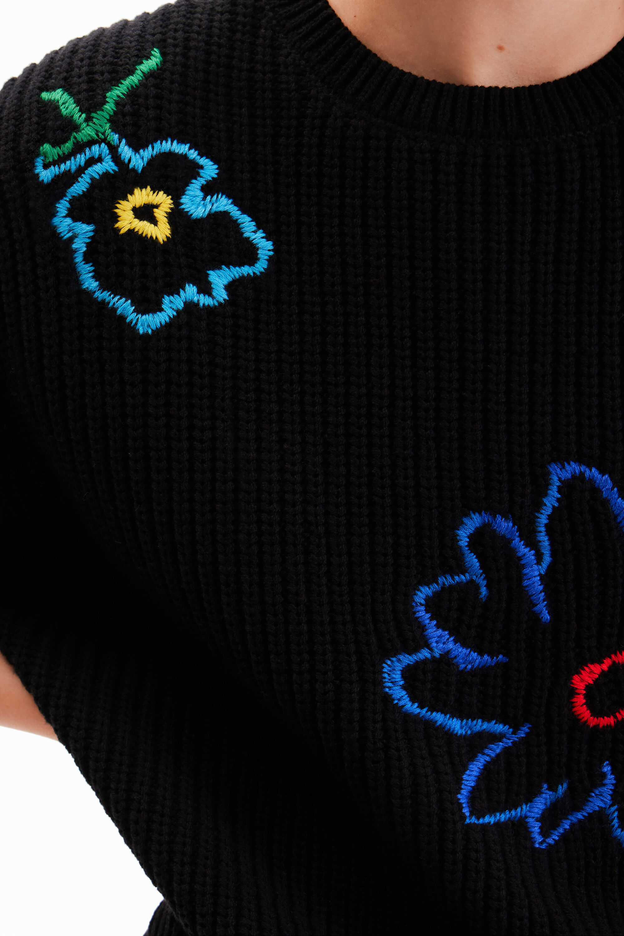 Pull brodé fleurs