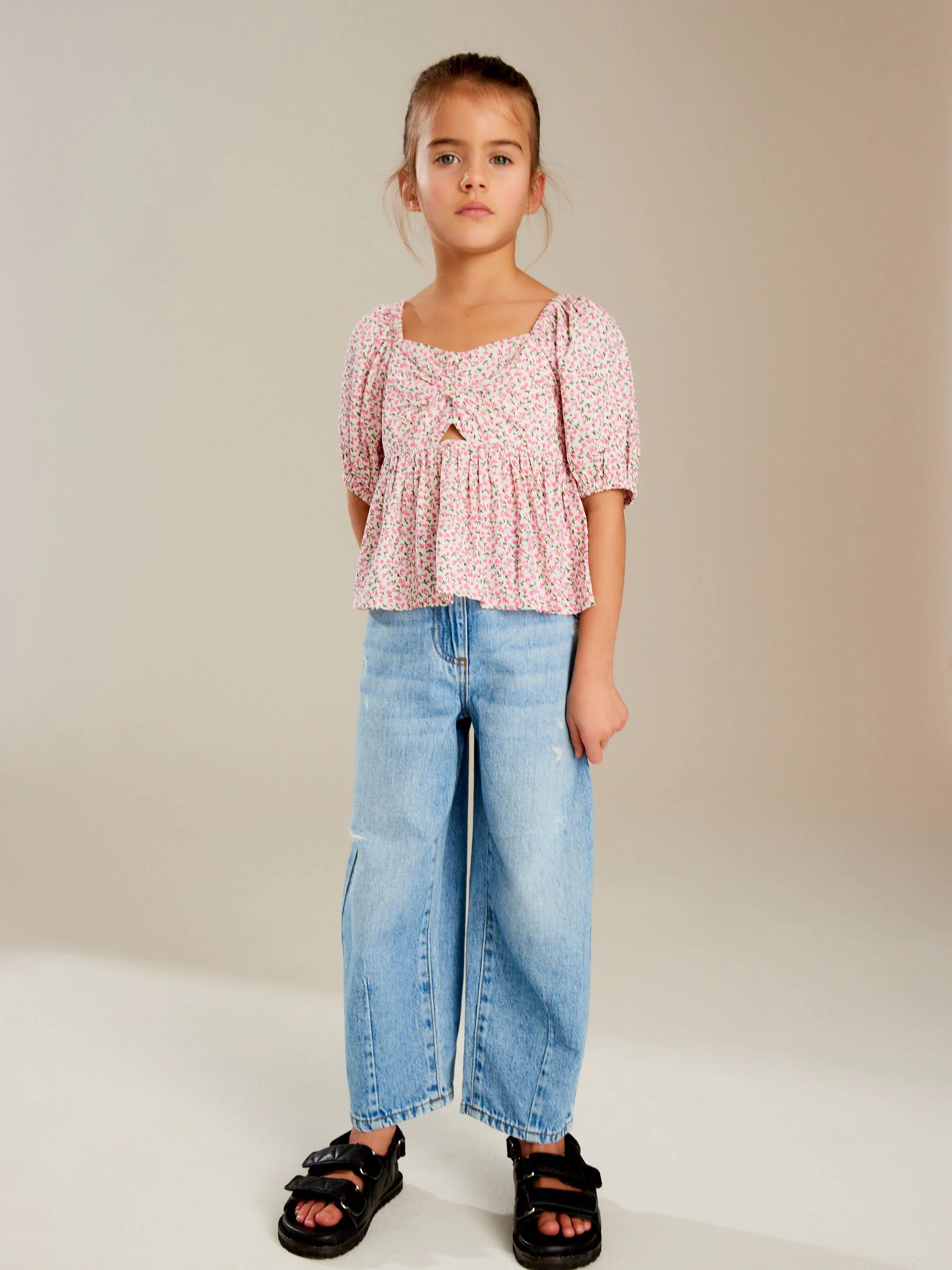 Roze met vrolijke print - Blouse met uitsnijding (3-16 jr)