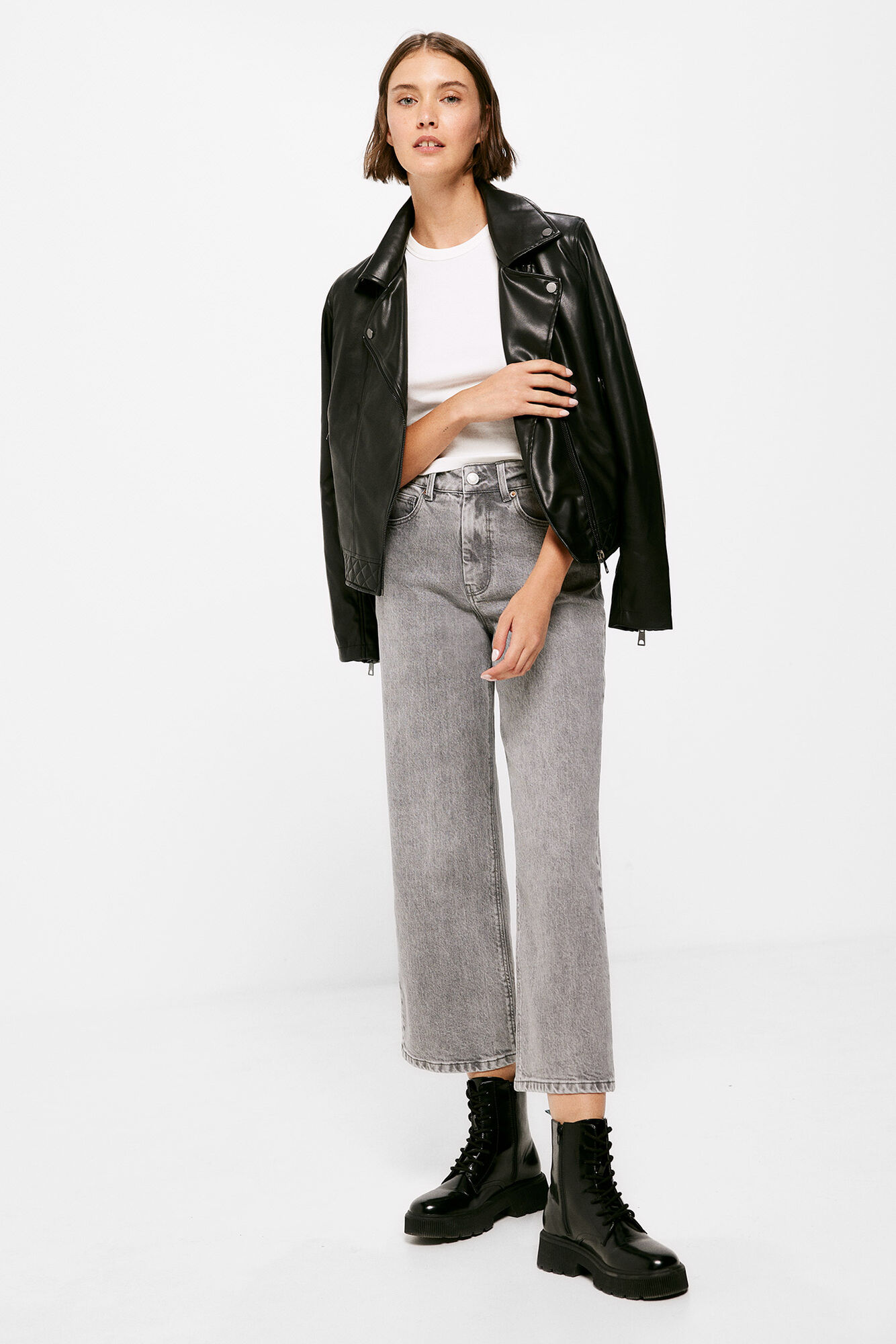 Calça Jeans Culotte com Lavagem Sustentável