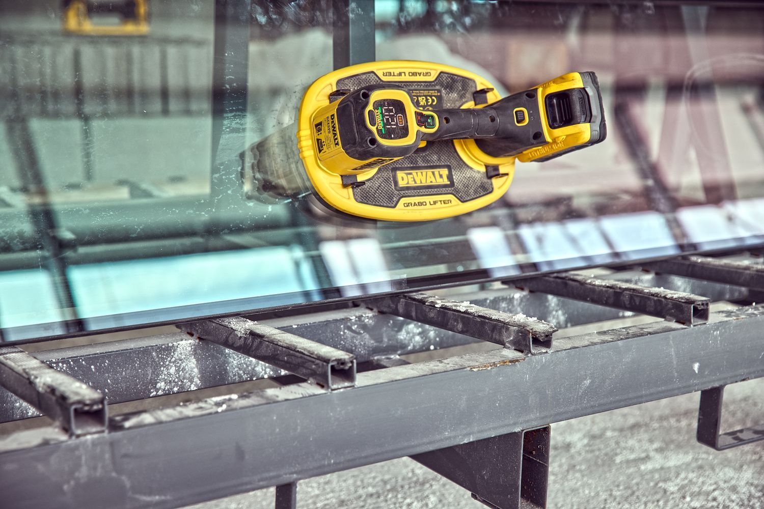 DeWALT DCE590D1T Accu vacuümlifter tegel-/glasdrager 18V XR 2.0Ah is TSTAK